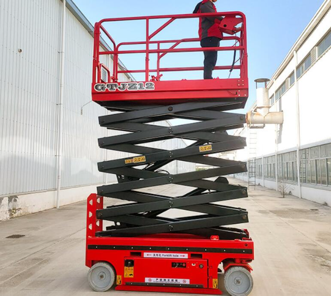 杜集自行走移动式升降机